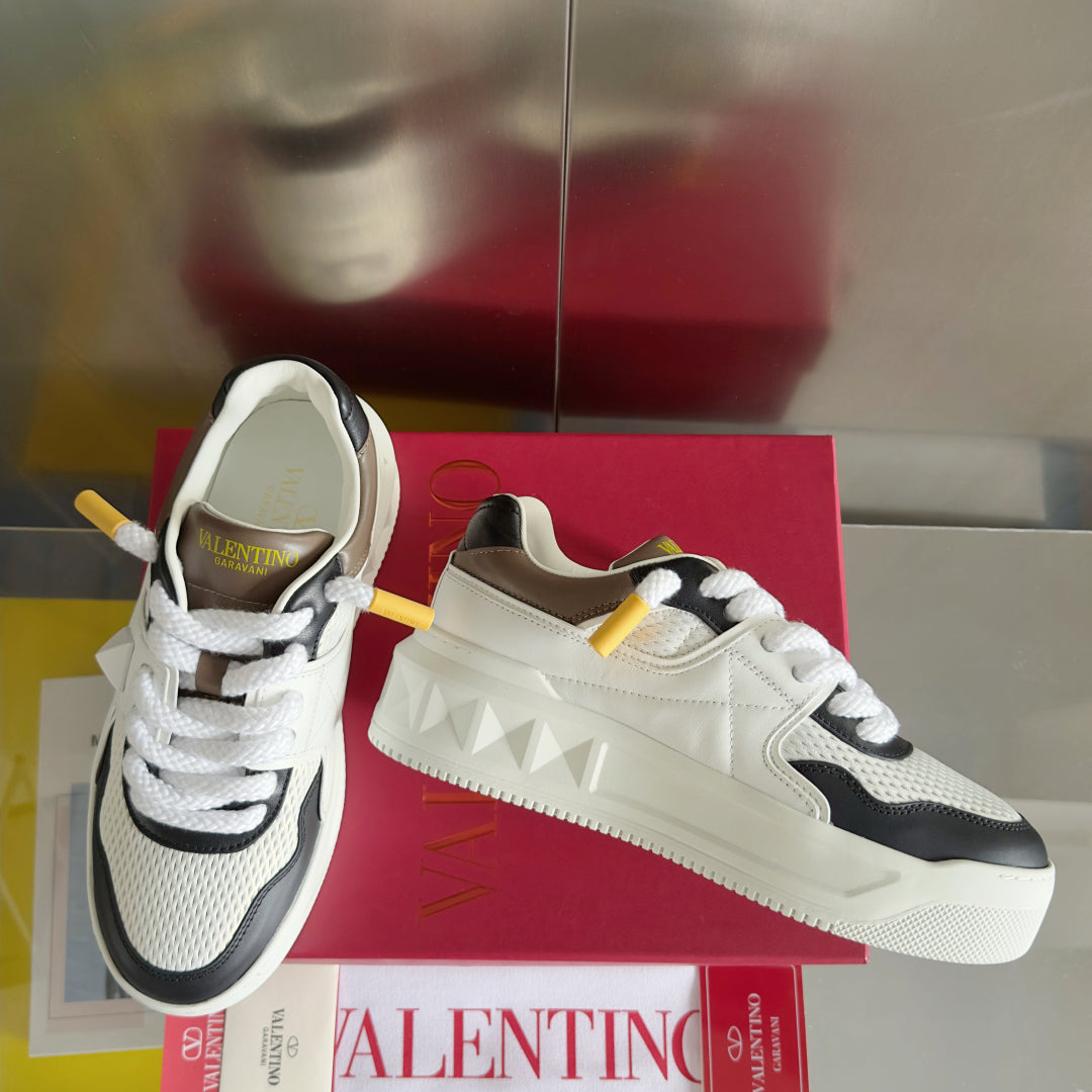 LuxluxHouse Best Quality Valentino Women Shoes