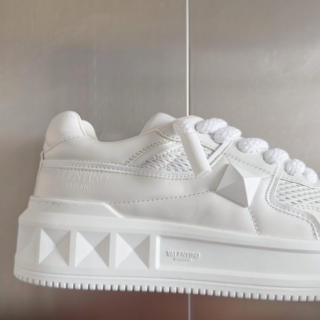 LuxluxHouse Best Quality Valentino Women Shoes