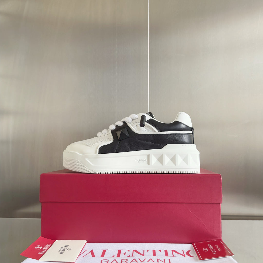 LuxluxHouse Best Quality Valentino Women Shoes