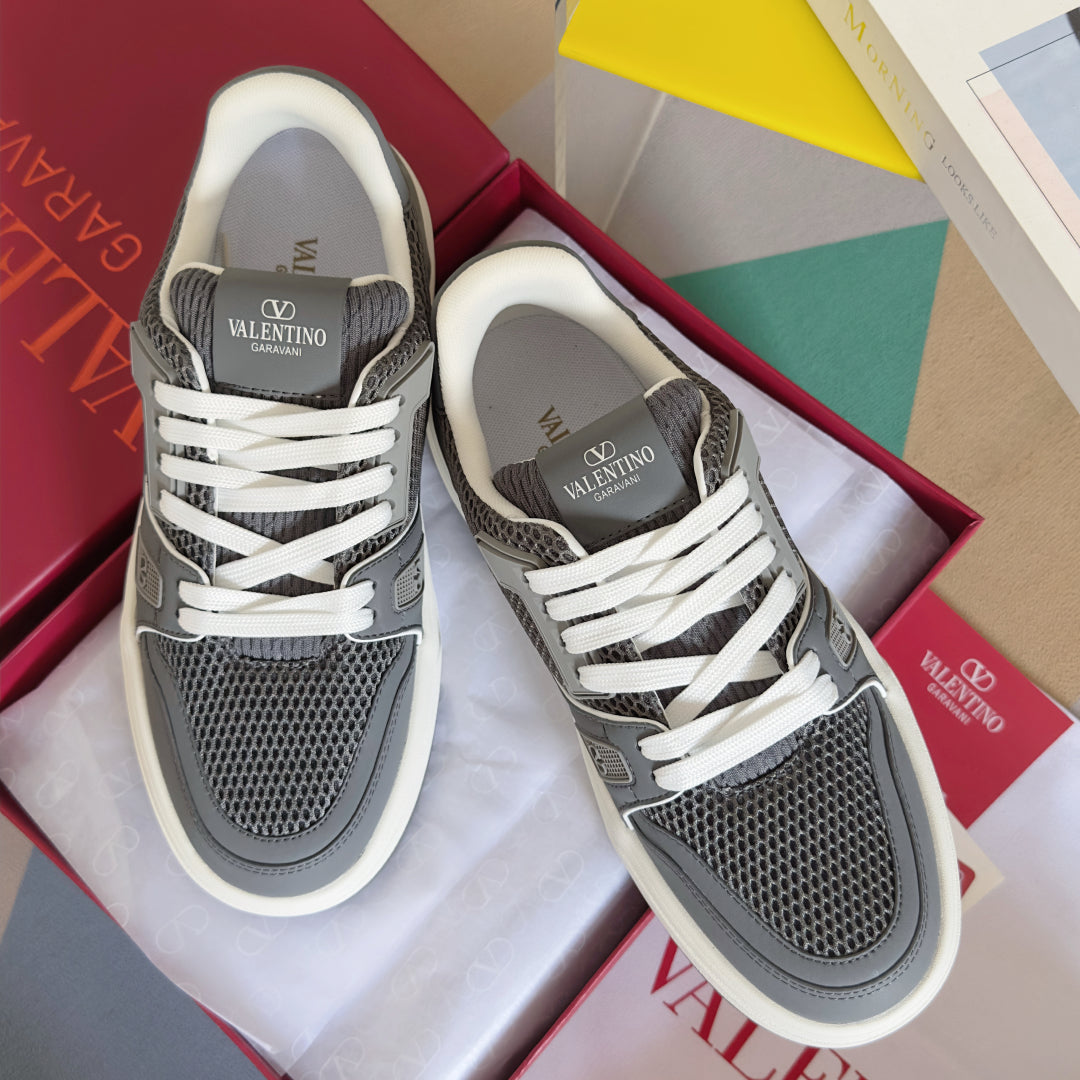 LuxluxHouse Best Quality Valentino Women Shoes