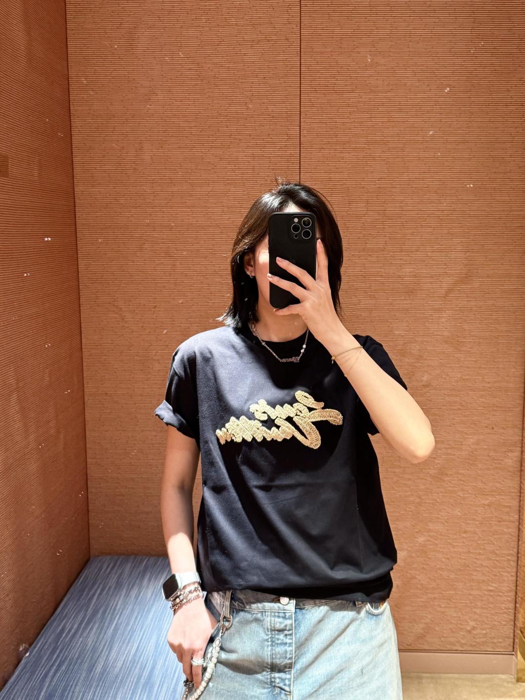 LuxluxHouse Best Quality Clothes T-shirt Louis Vuitton