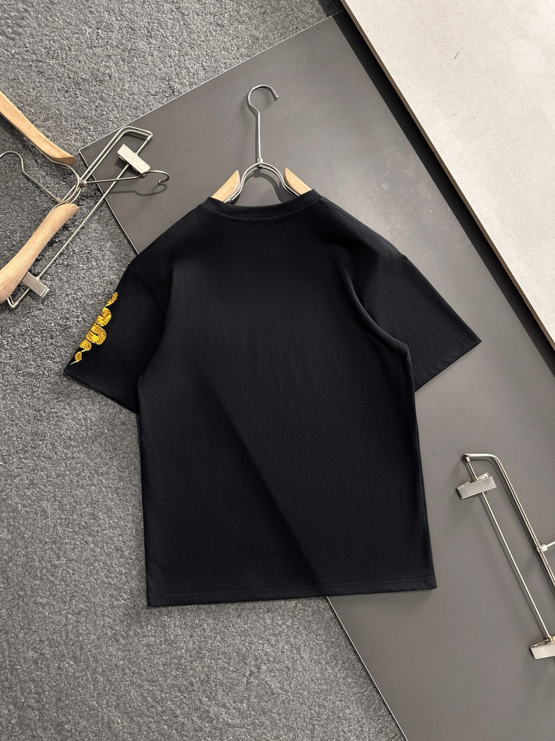 LuxluxHouse Best Quality Clothes T-shirt Arcteryx