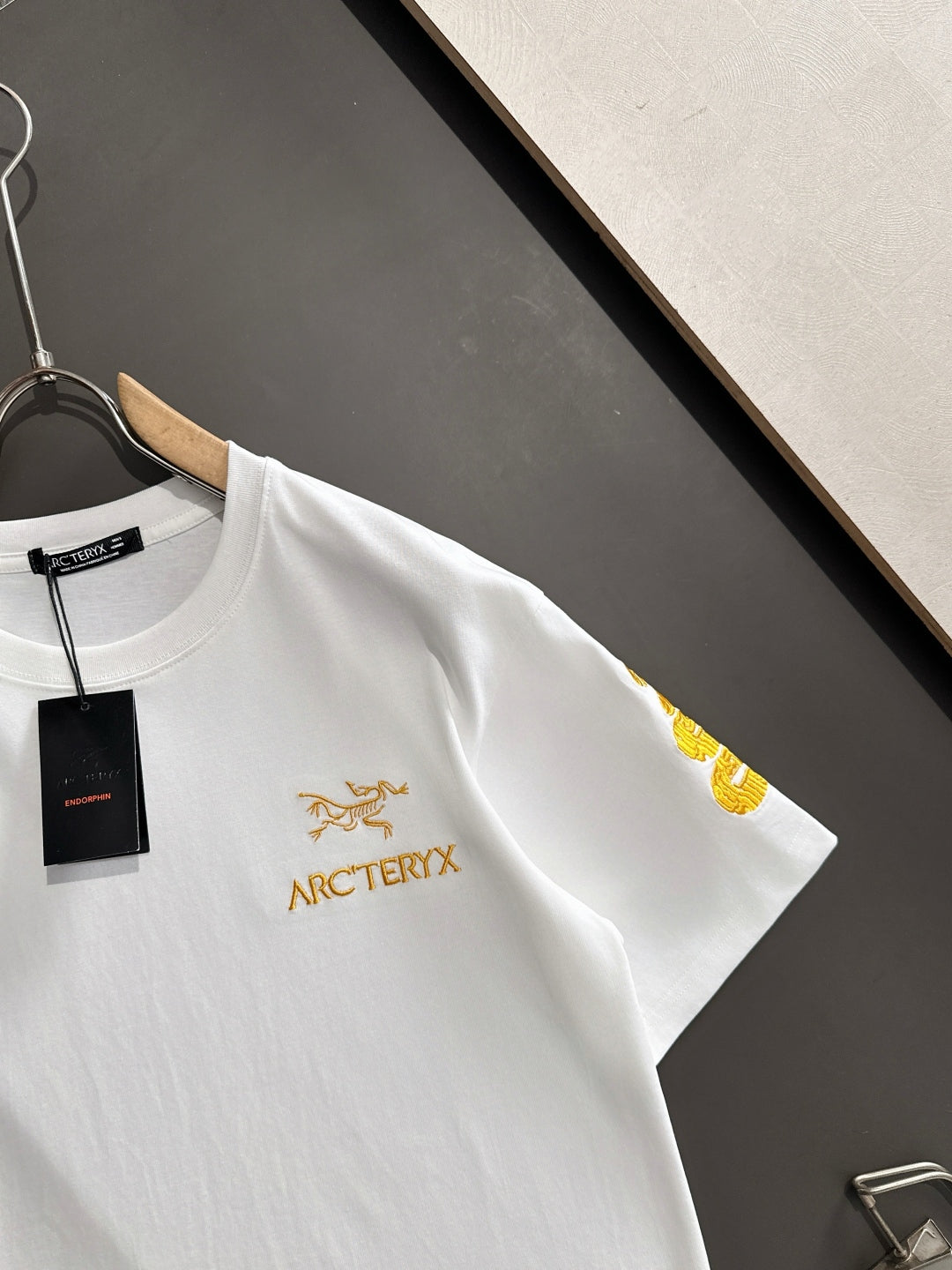 LuxluxHouse Best Quality Clothes T-shirt Arcteryx