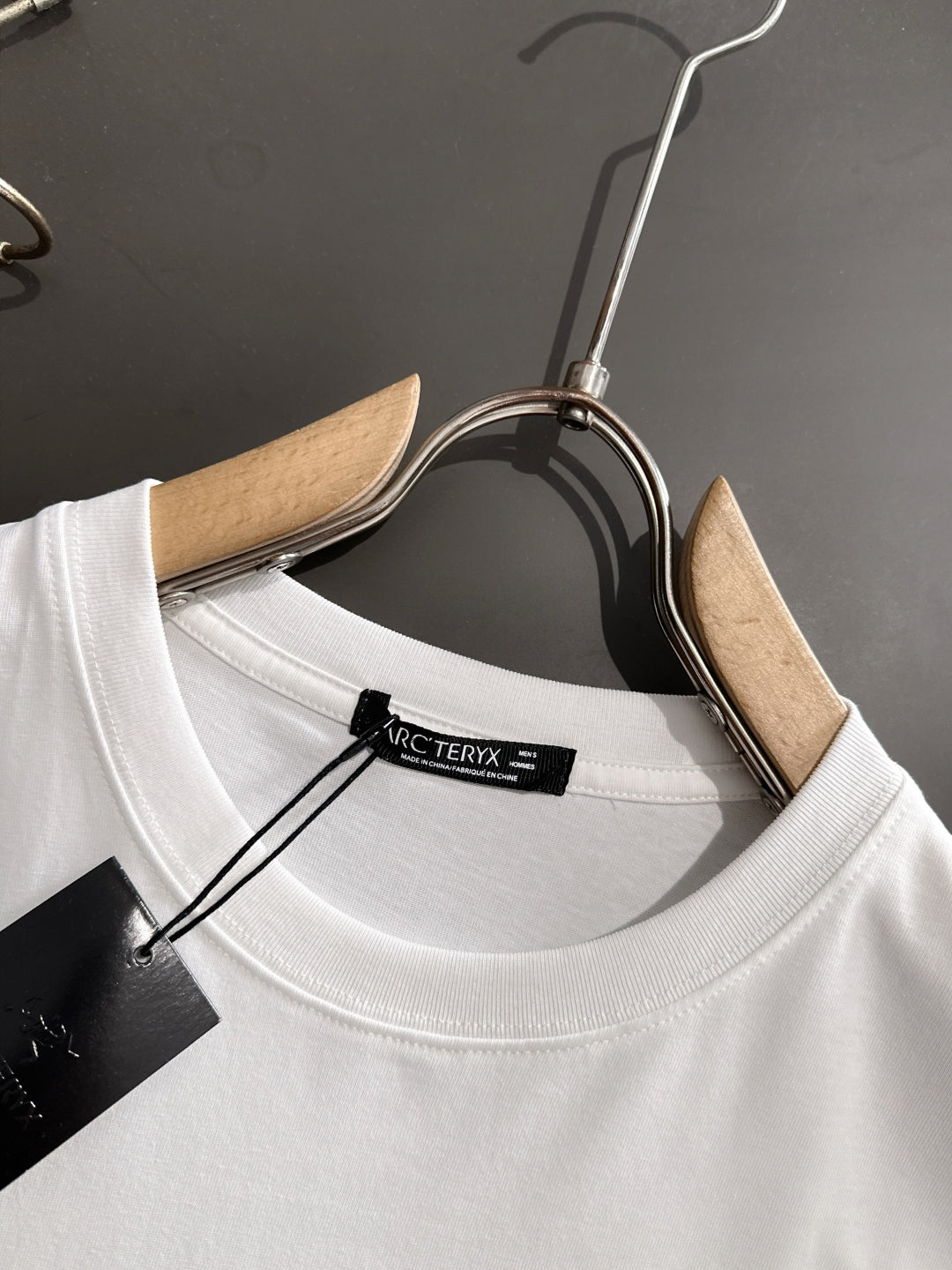 LuxluxHouse Best Quality Clothes T-shirt Arcteryx