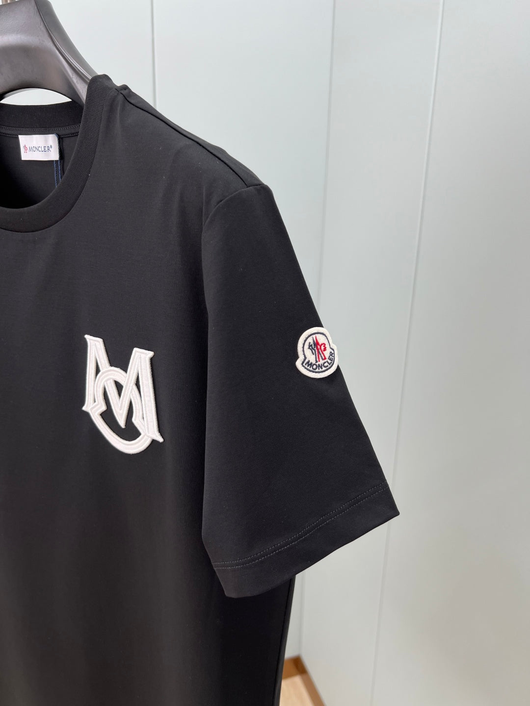 LuxluxHouse Best Quality Clothes T-shirt Moncler