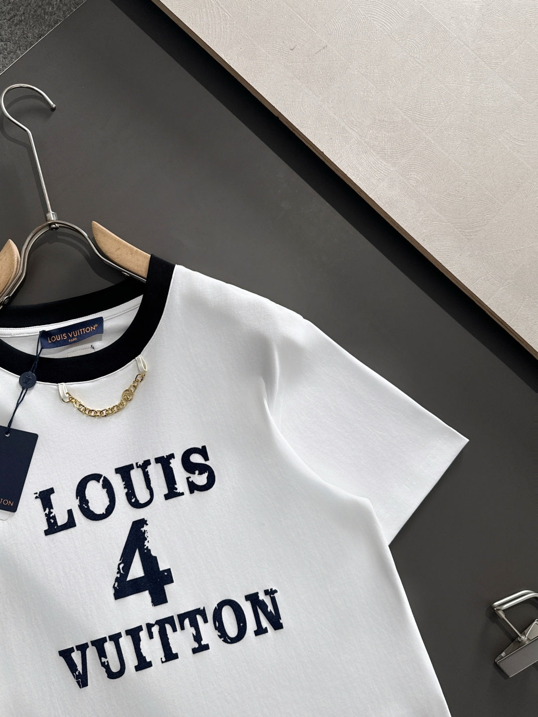 LuxluxHouse Best Quality Clothes T-shirt Louis Vuitton