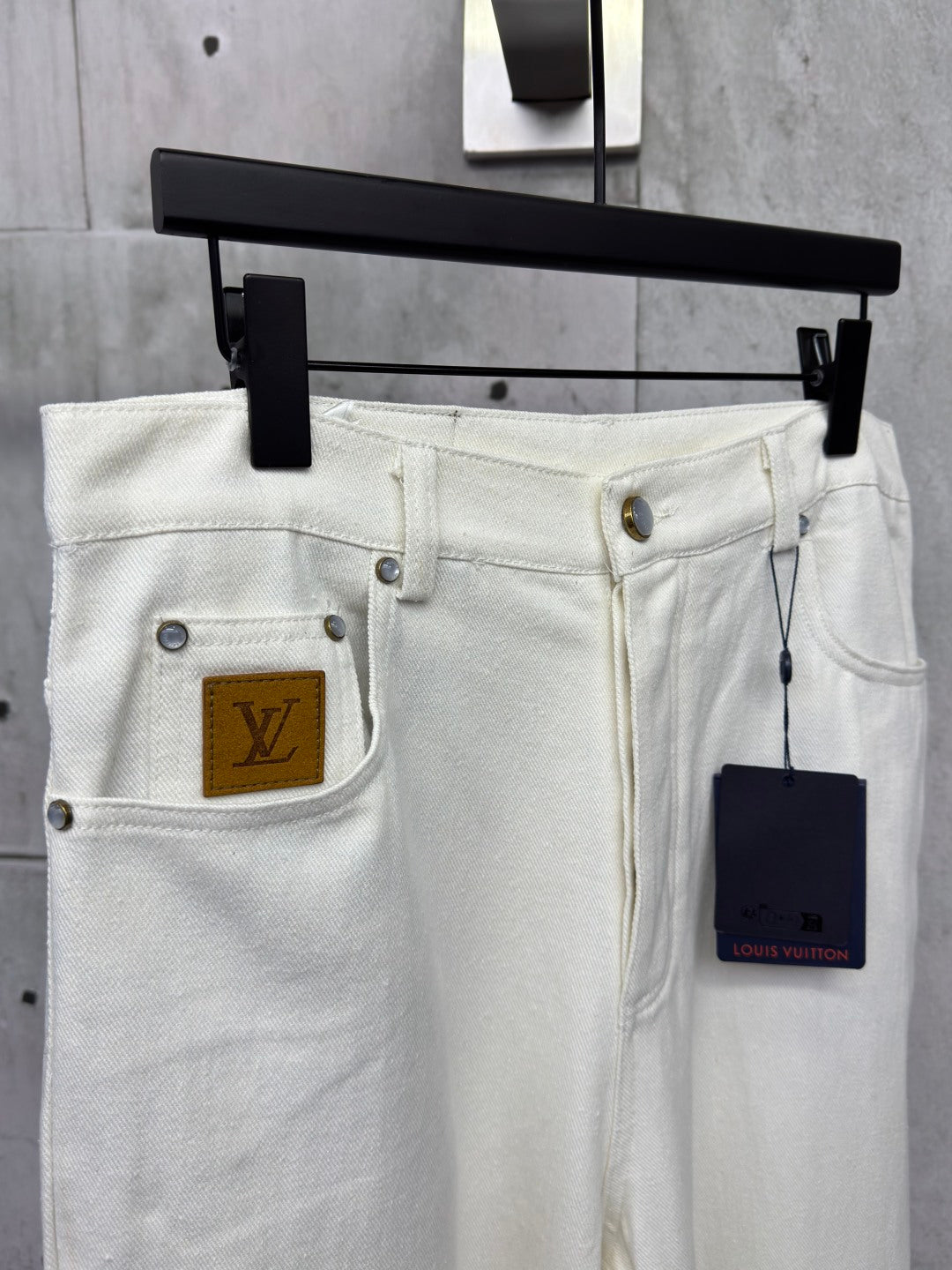 LuxluxHouse Best Quality Clothes Pants Louis Vuitton