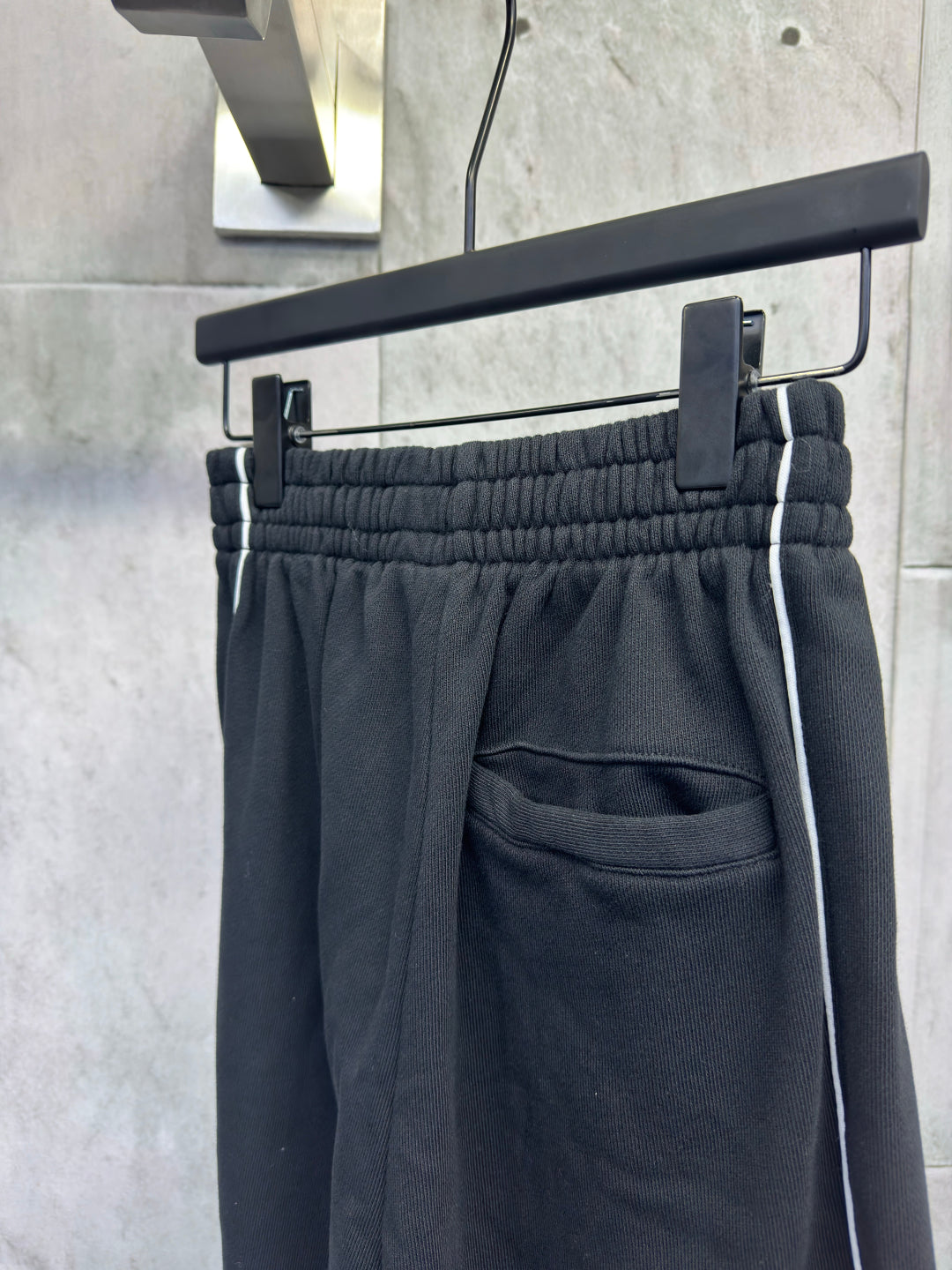 LuxluxHouse Best Quality Clothes Balenciaga Pants