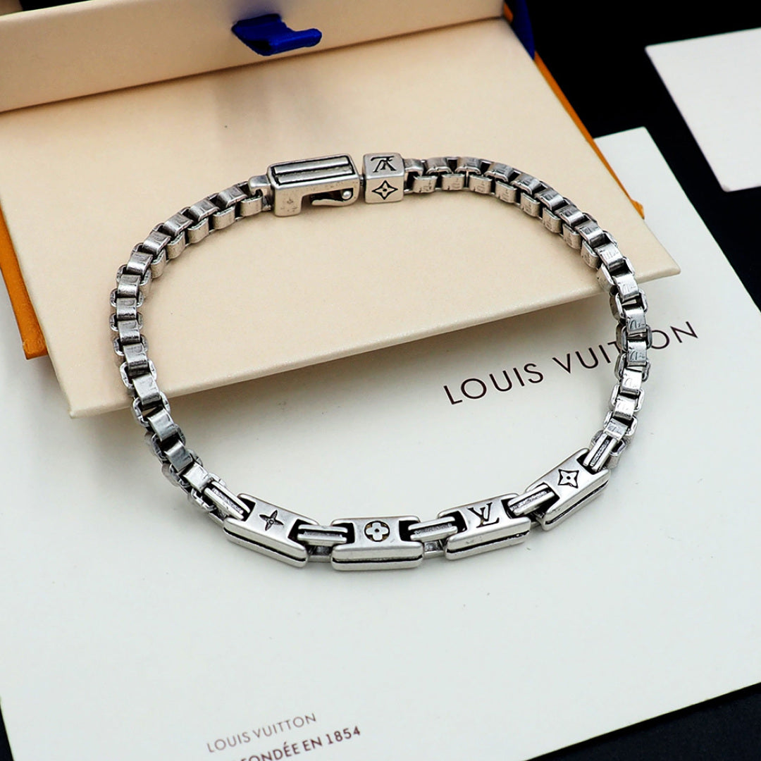 LuxluxHouse Best Quality Accessories Necklace Bracelet Louis Vuitton