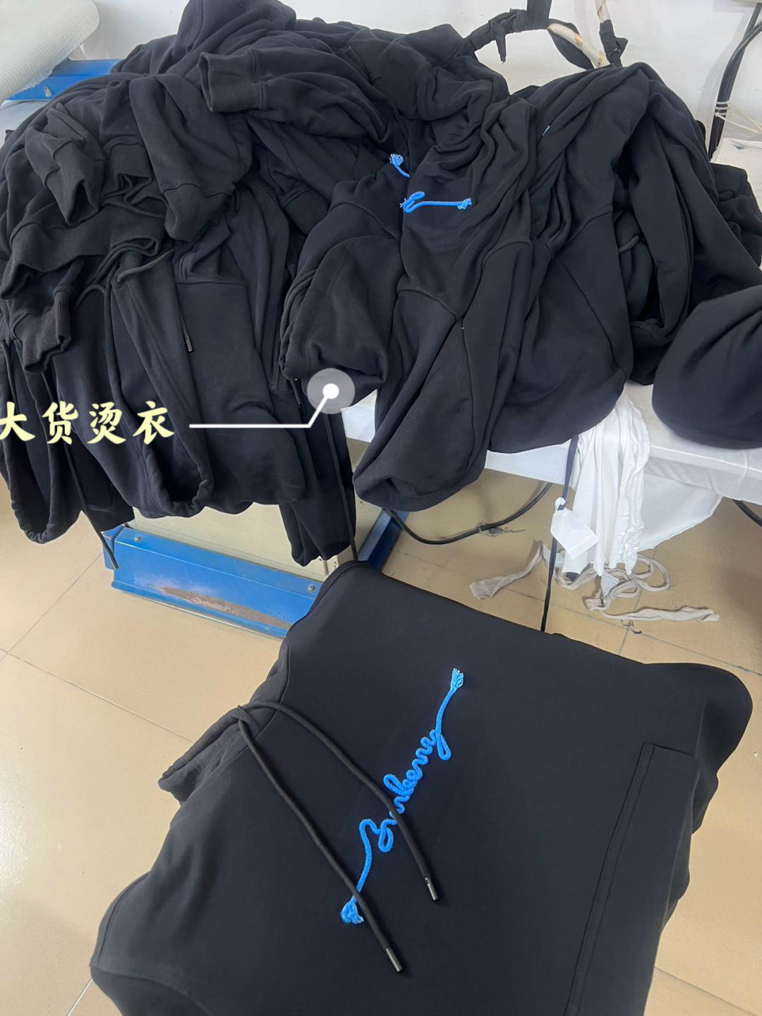 LuxluxHouse Best Quality Clothes Burberry Hoodie & Sweater