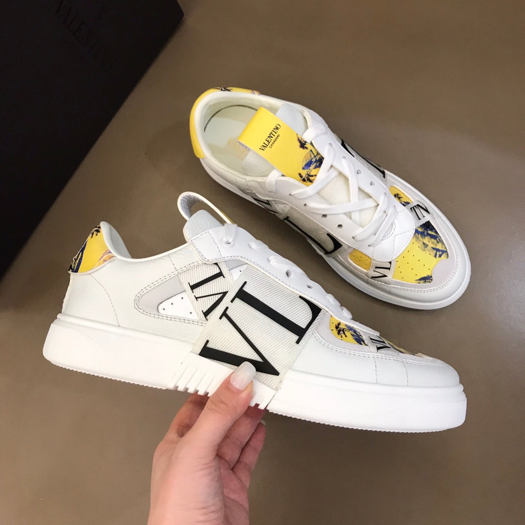 LuxluxHouse Best Quality Shoes Valentino