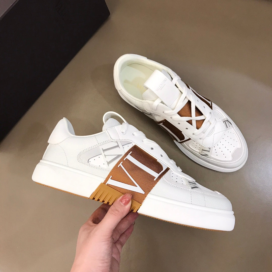 LuxluxHouse Best Quality Shoes Valentino