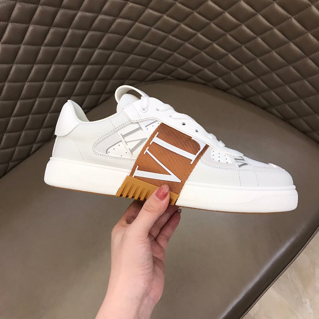 LuxluxHouse Best Quality Shoes Valentino
