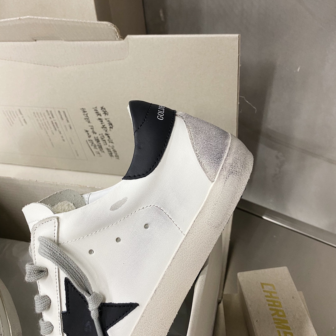 LuxluxHouse Best Quality Shoes Golden Goose