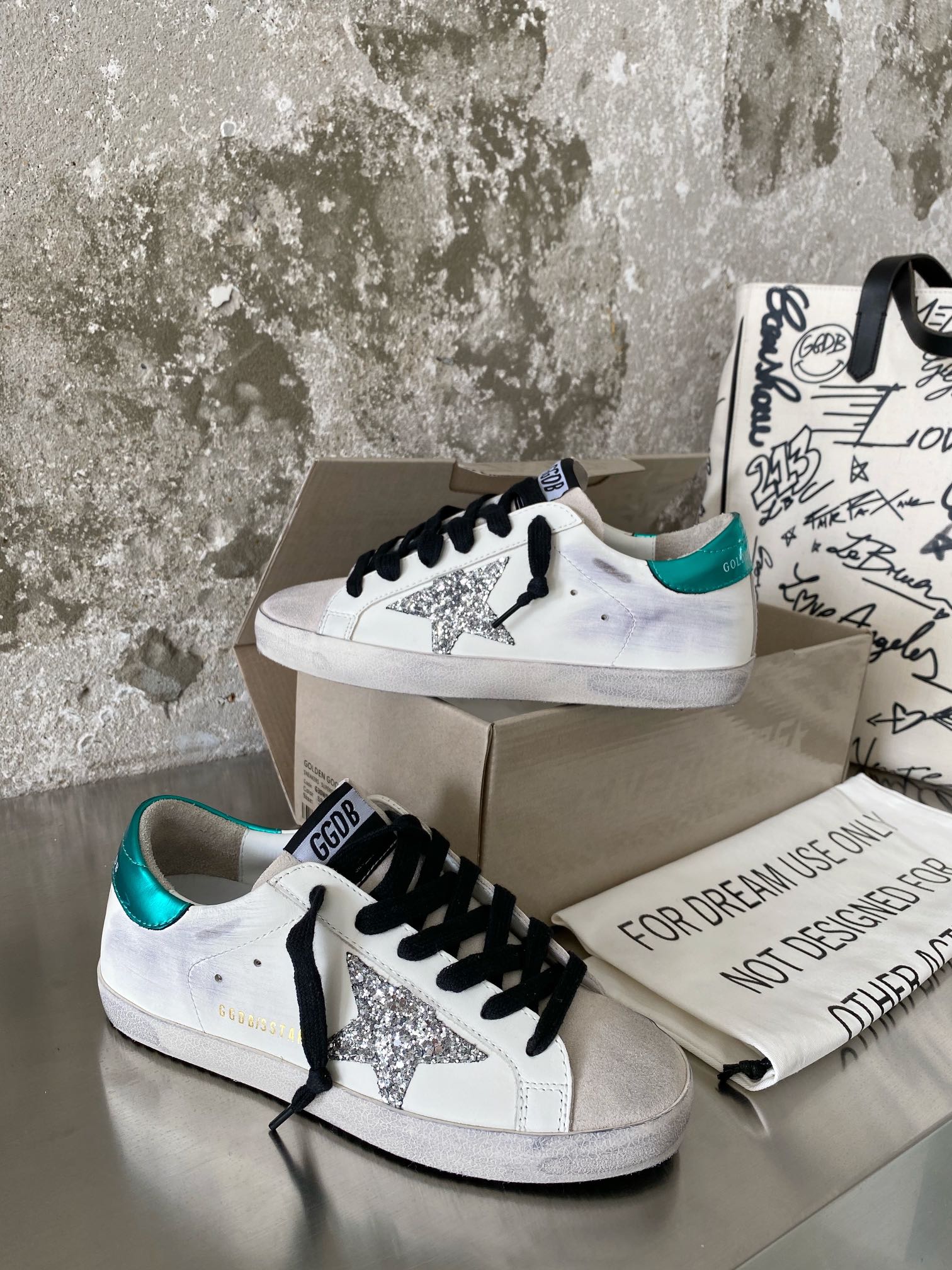 LuxluxHouse Best Quality Shoes Golden Goose