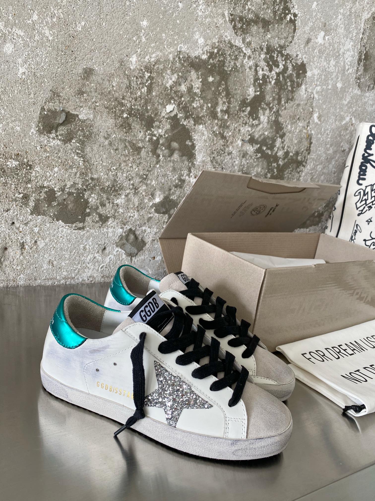 LuxluxHouse Best Quality Shoes Golden Goose