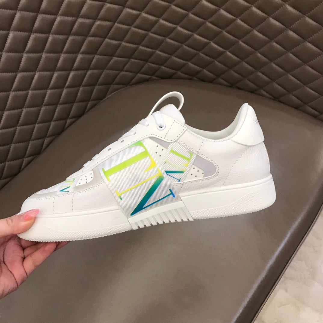 LuxluxHouse Best Quality Shoes Valentino