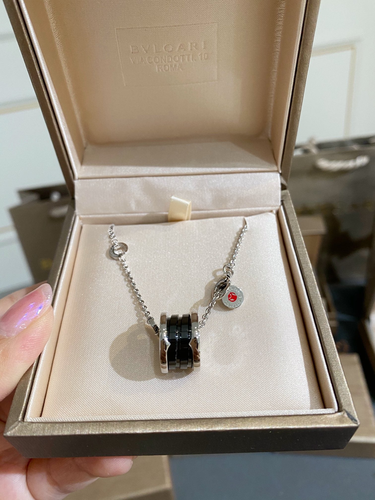LuxluxHouse Best Quality Accessories Necklace  Bvlgari