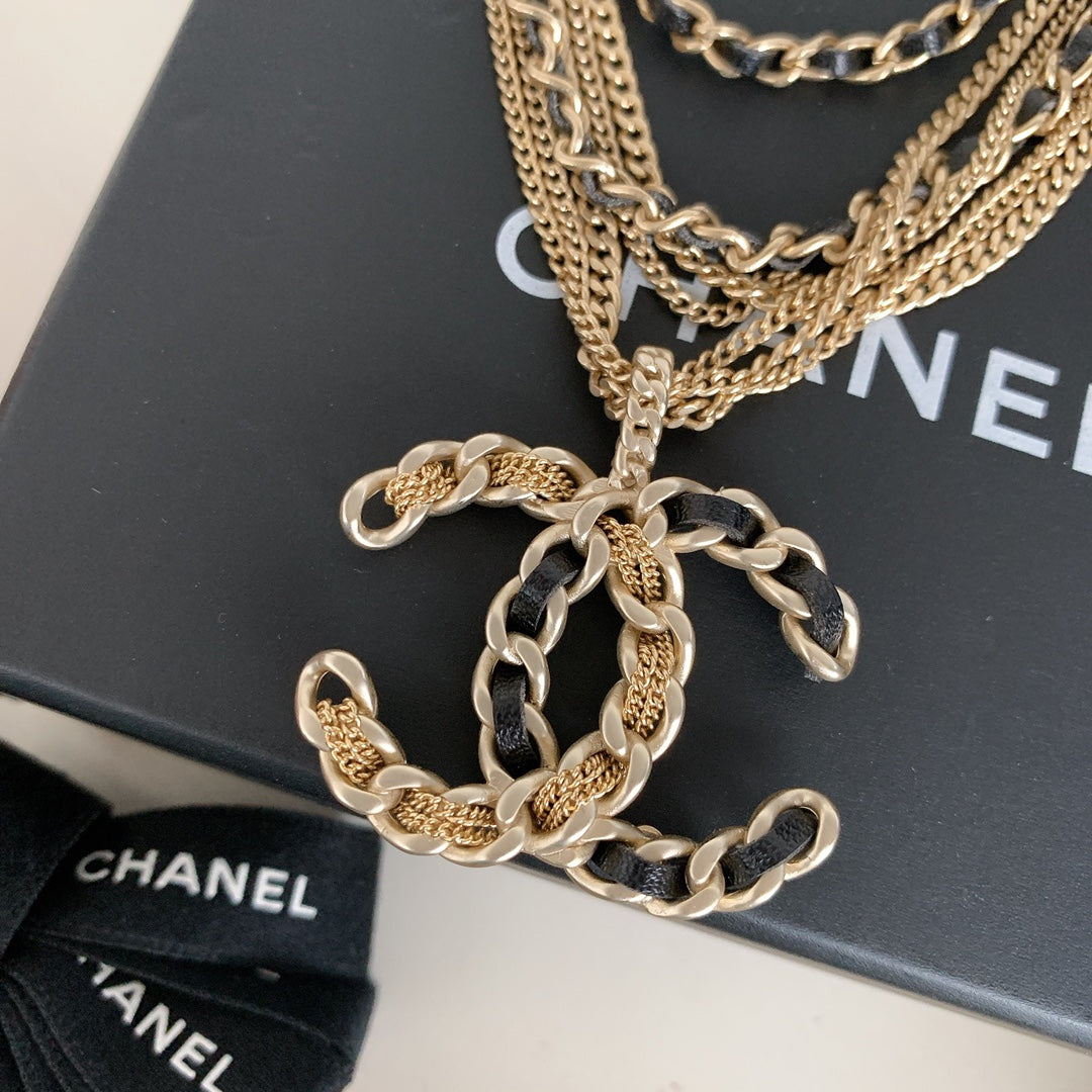 LuxluxHouse Low Price And High Quality Accessories Chanel