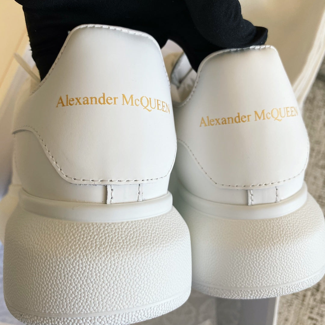 LuxluxHouse Best Quality Shoes Alexander McQueen