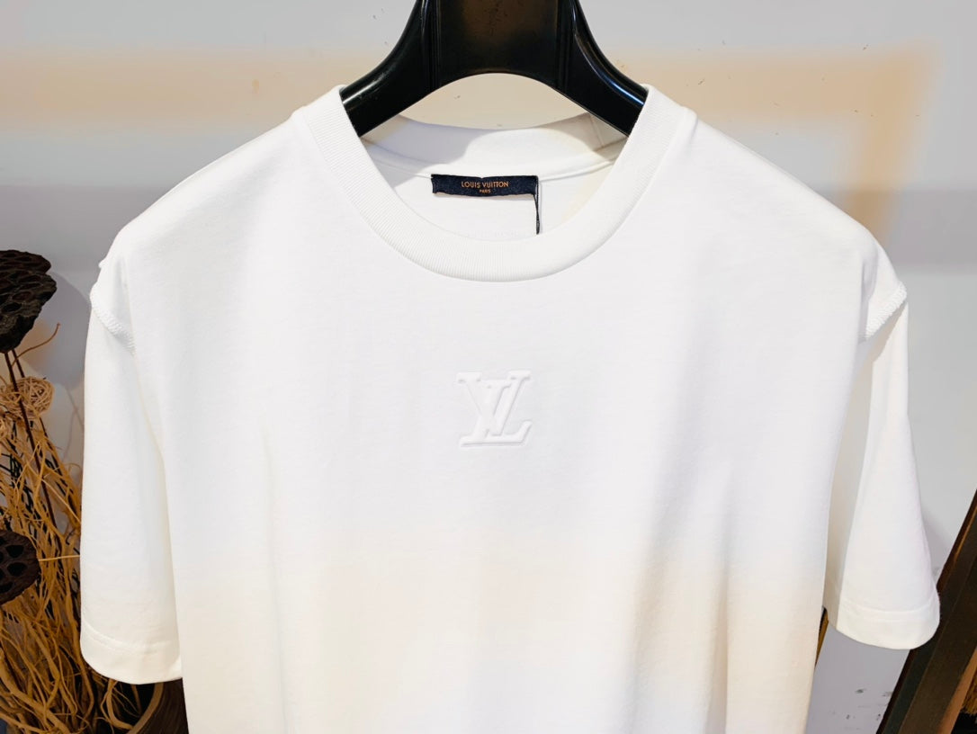 LuxluxHouse Best Quality Clothes T-shirt Louis Vuitton