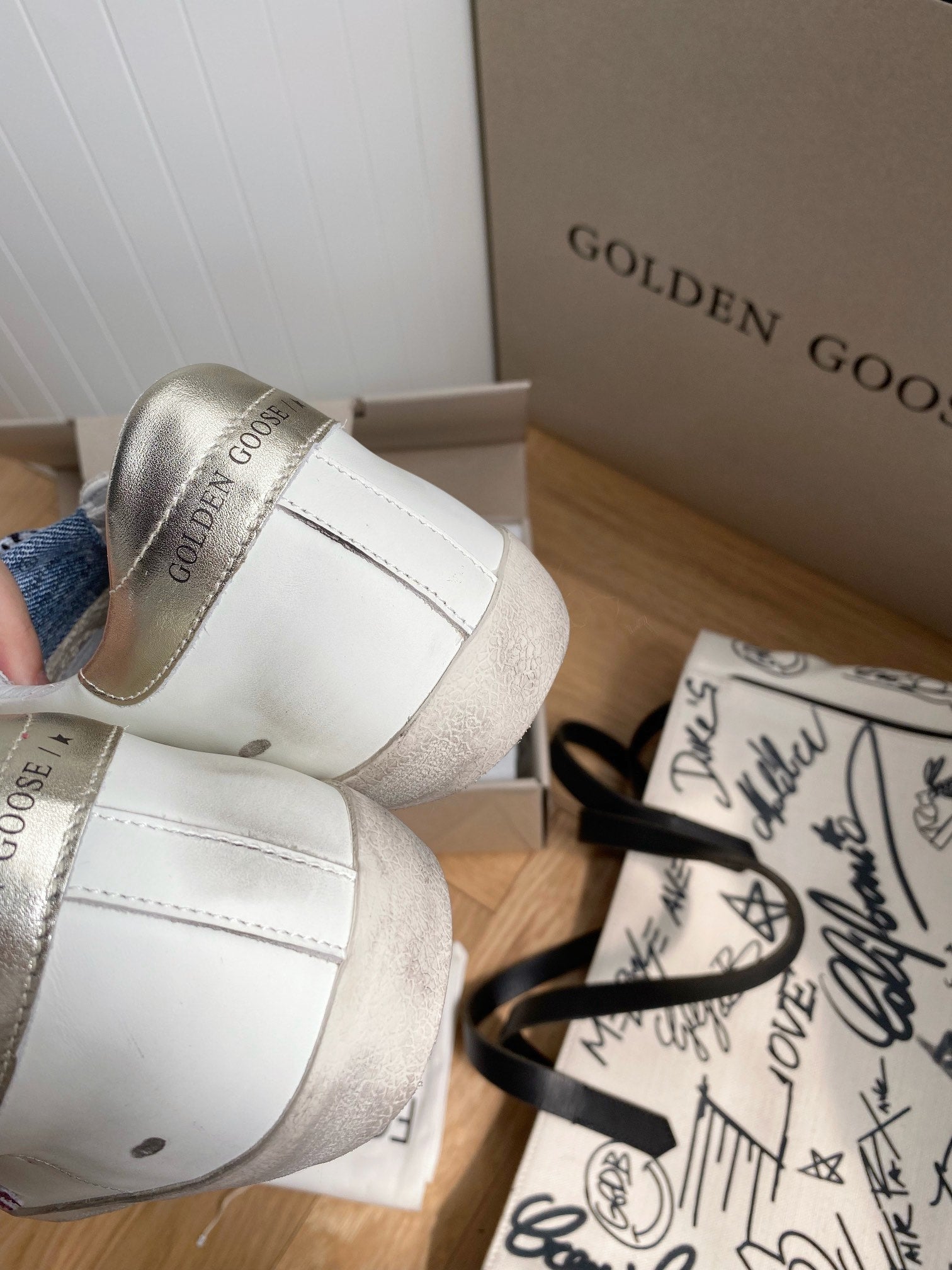 LuxluxHouse Best Quality Shoes Golden Goose