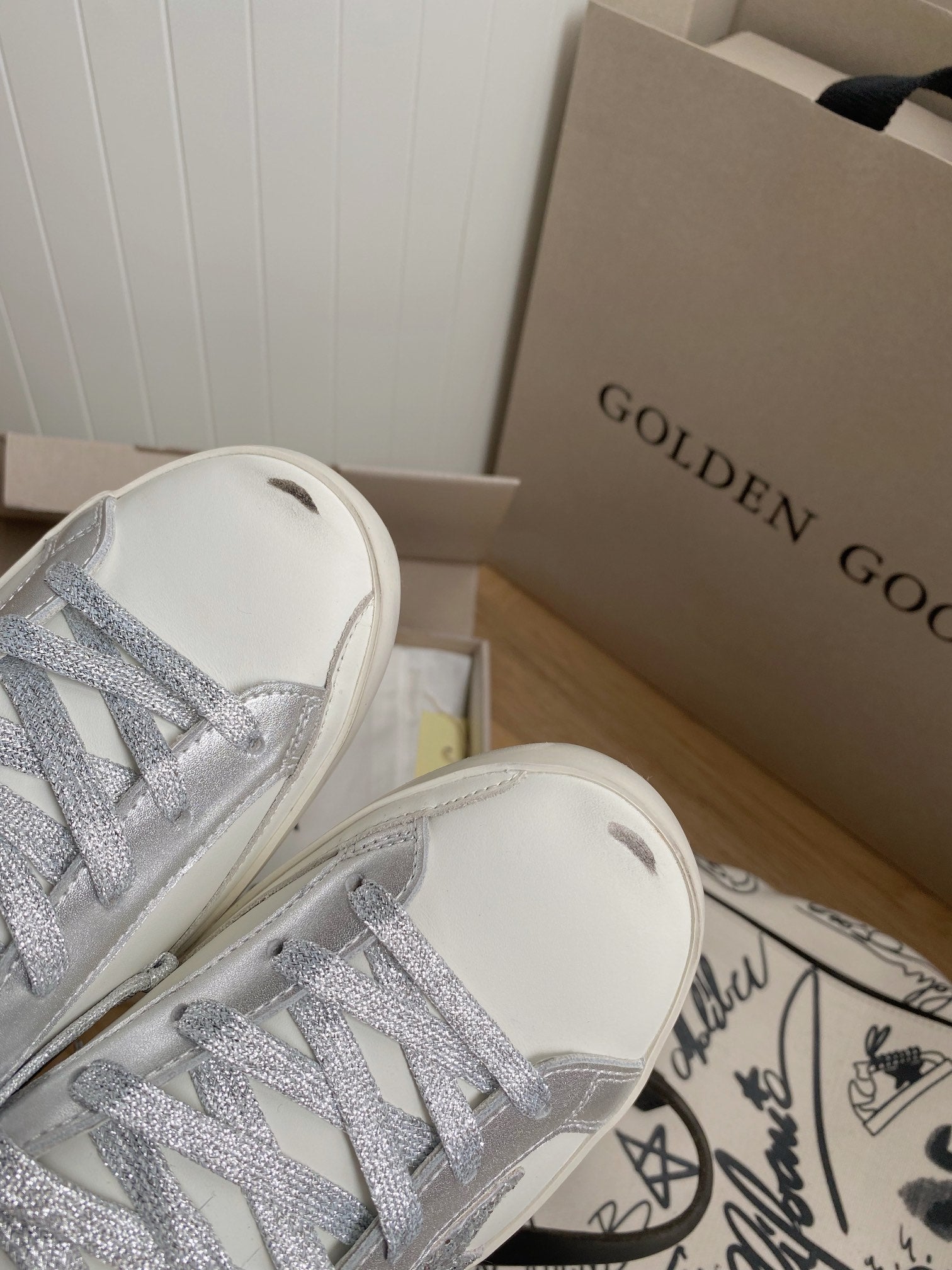 LuxluxHouse Best Quality Shoes Golden Goose
