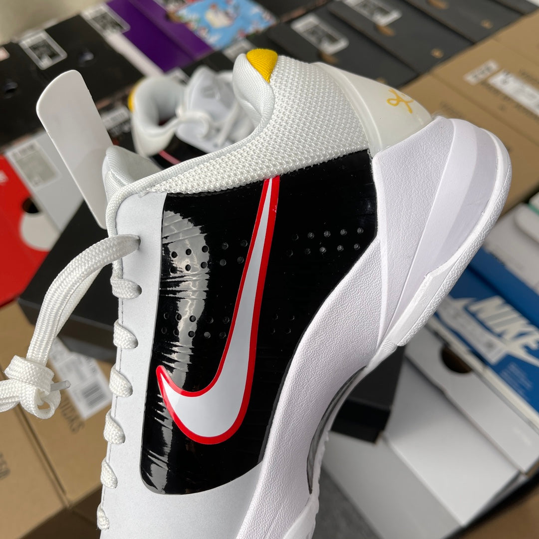 Max/WKB Batch-Nike Zoom Kobe 5 Protro “Bruce Lee Alt”