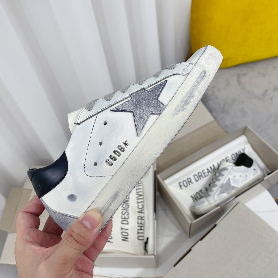 LuxluxHouse Best Quality Shoes Golden Goose