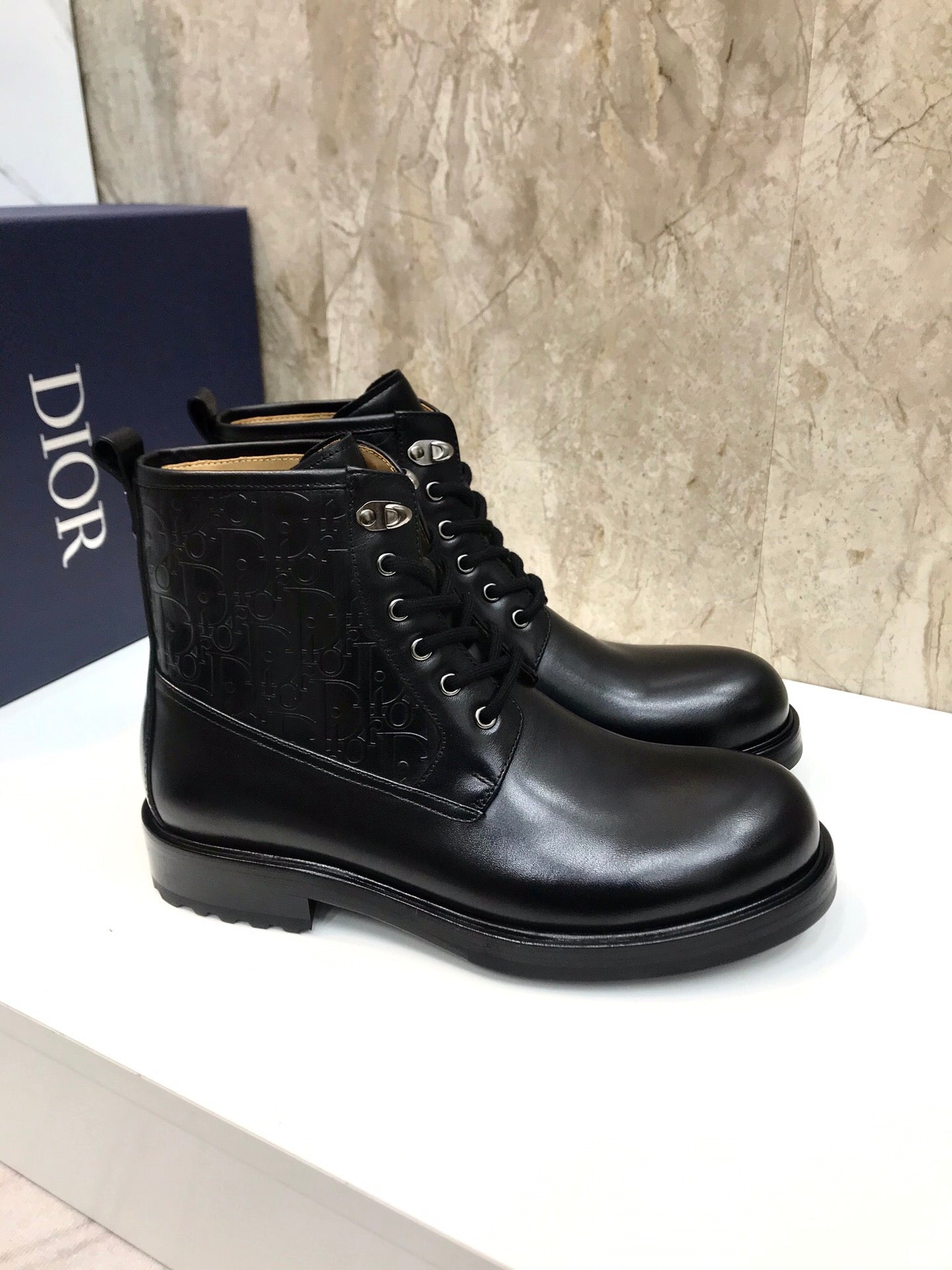 LuxluxHouse Best Quality Shoes Dior