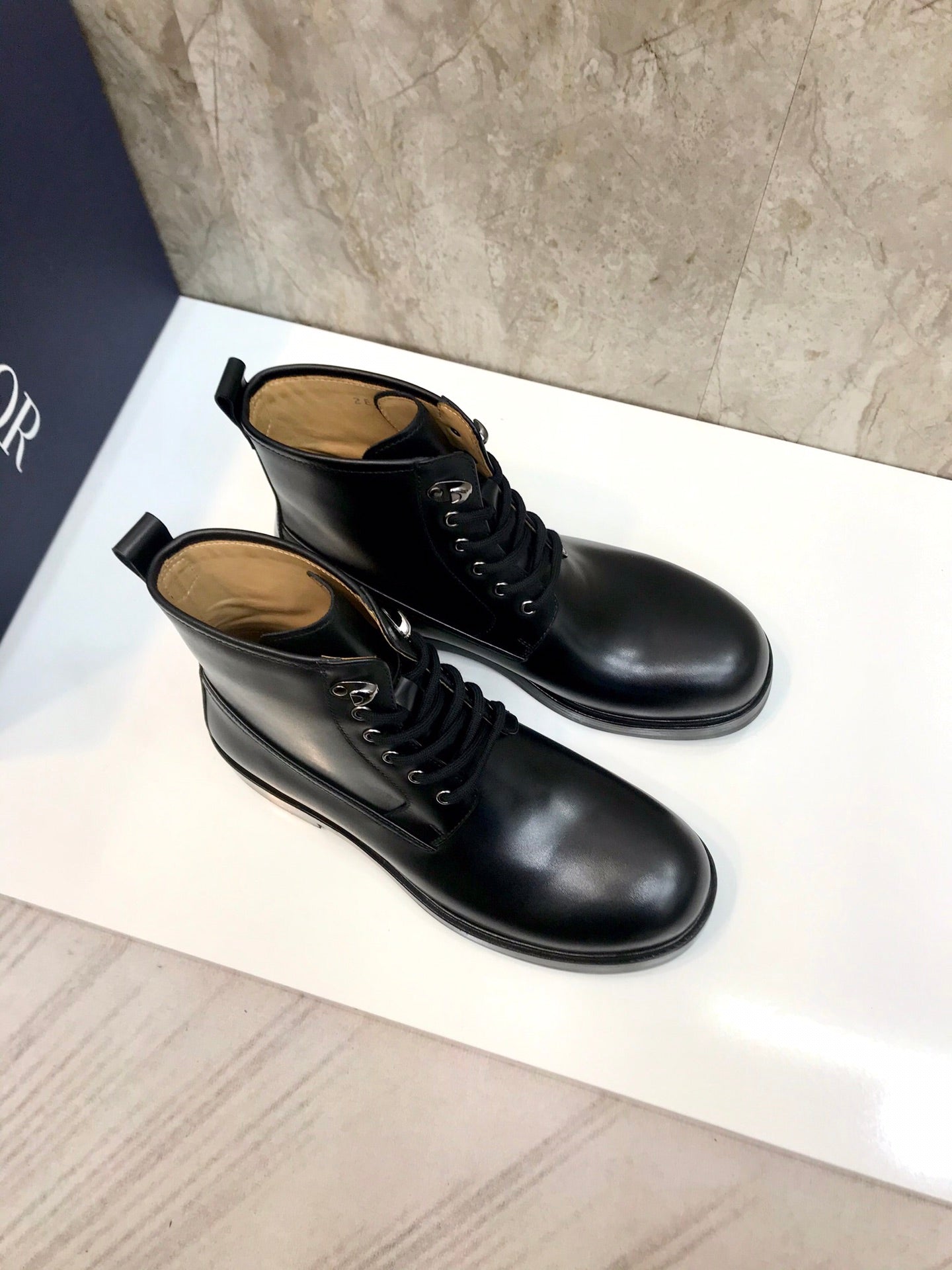 LuxluxHouse Best Quality Shoes Dior