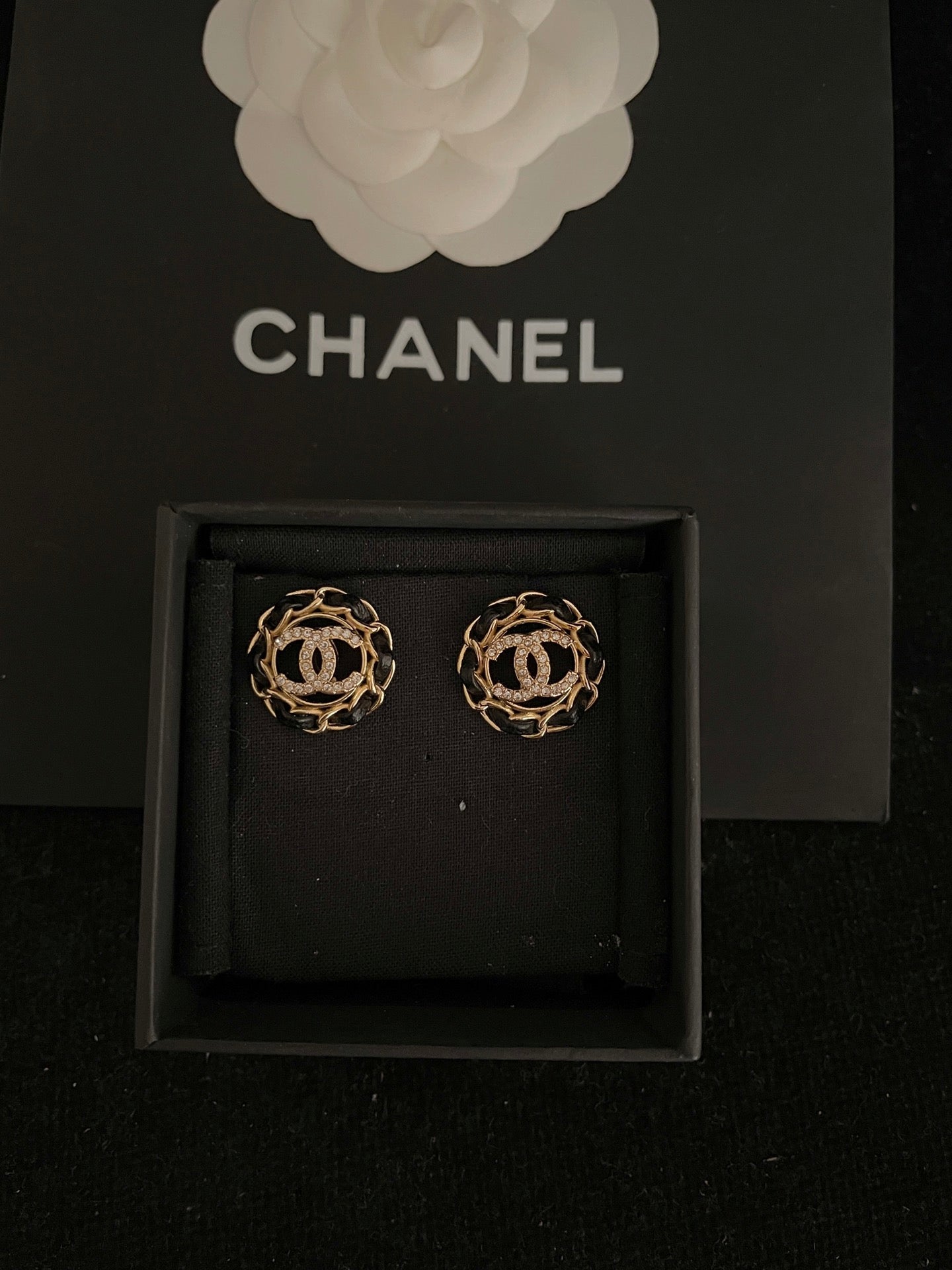 LuxluxHouse Best Quality Accessories Chanel