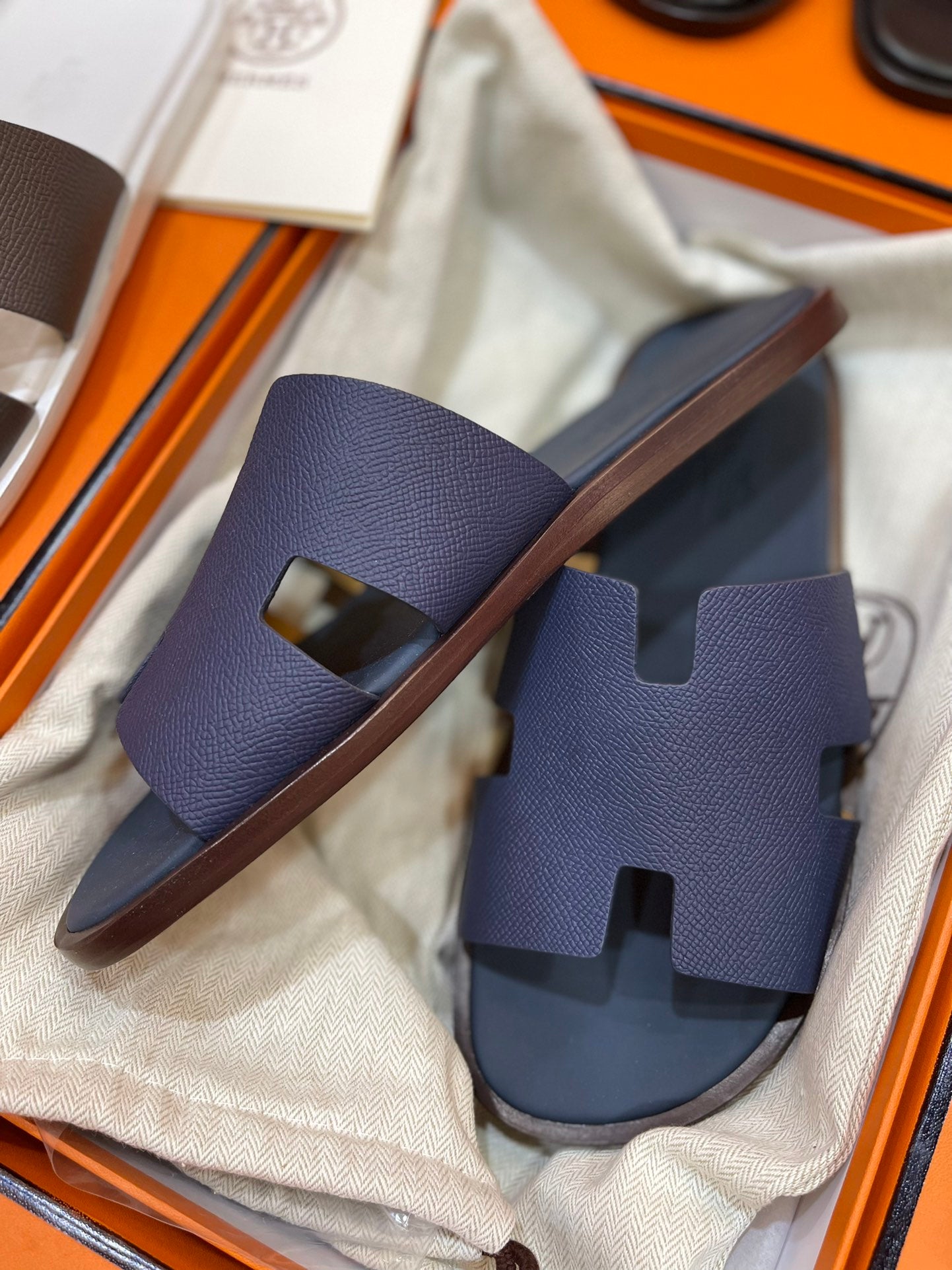 LuxluxHouse Best Quality Sandals Hermes