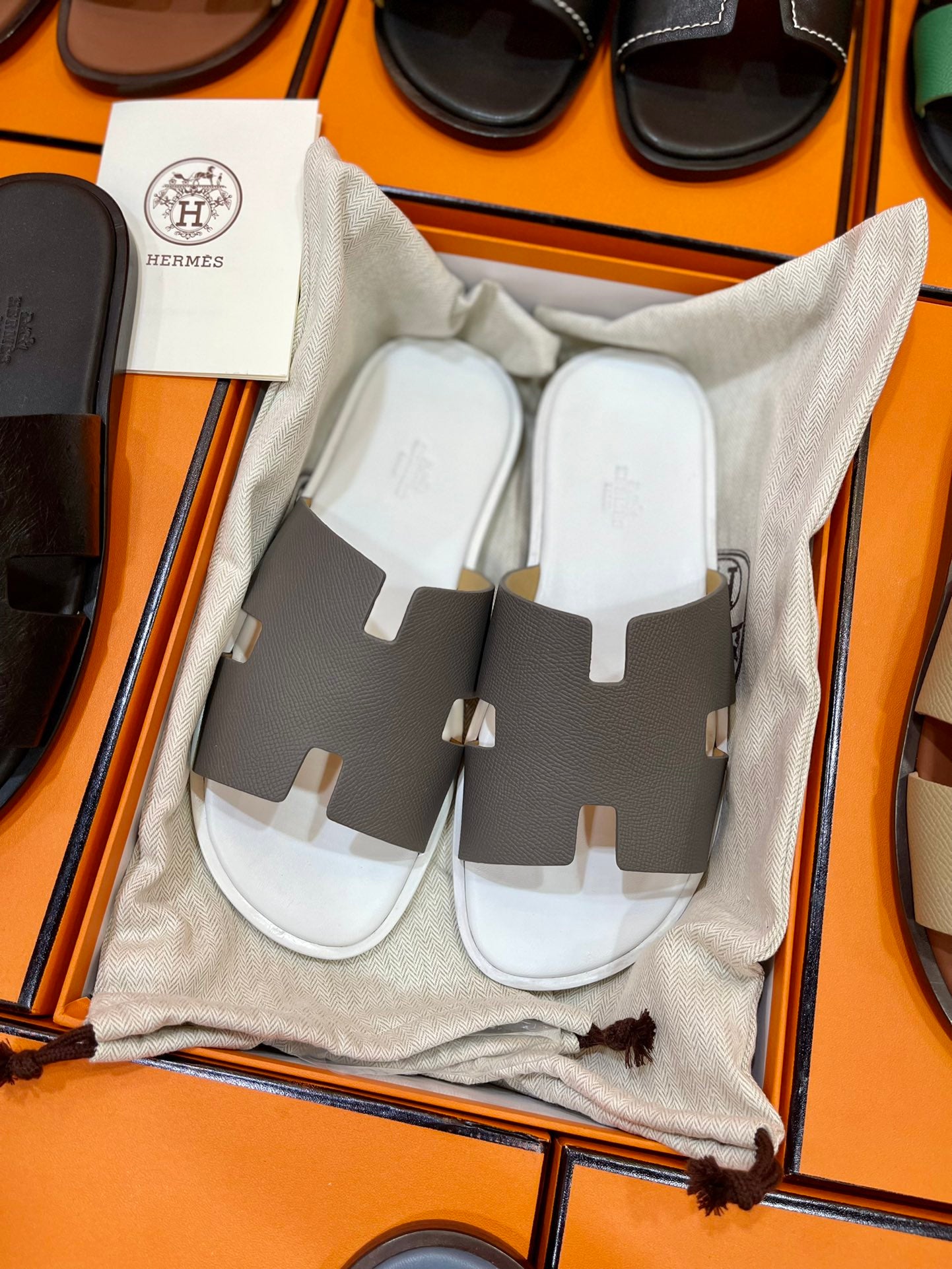LuxluxHouse Best Quality Sandals Hermes