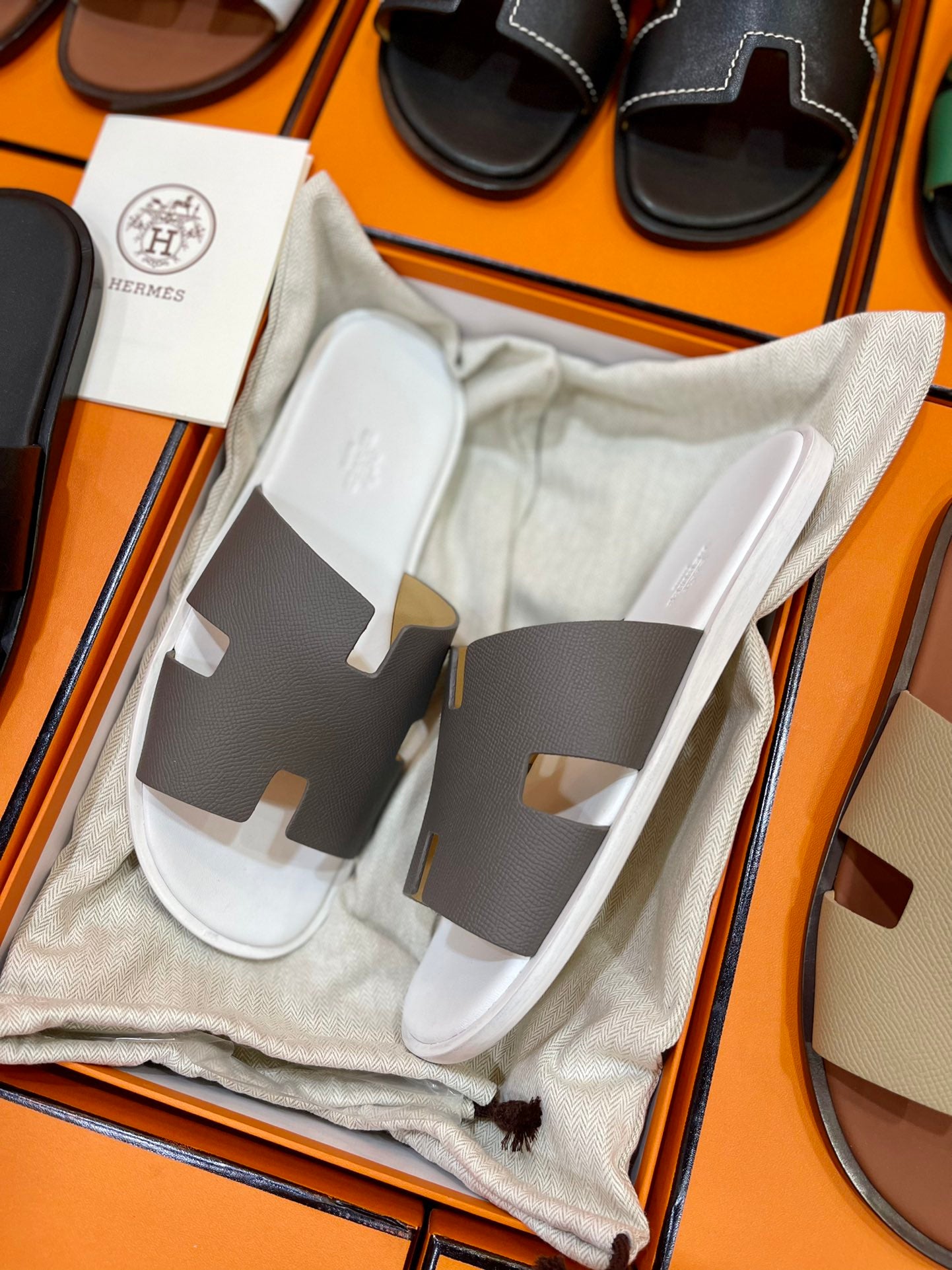 LuxluxHouse Best Quality Sandals Hermes
