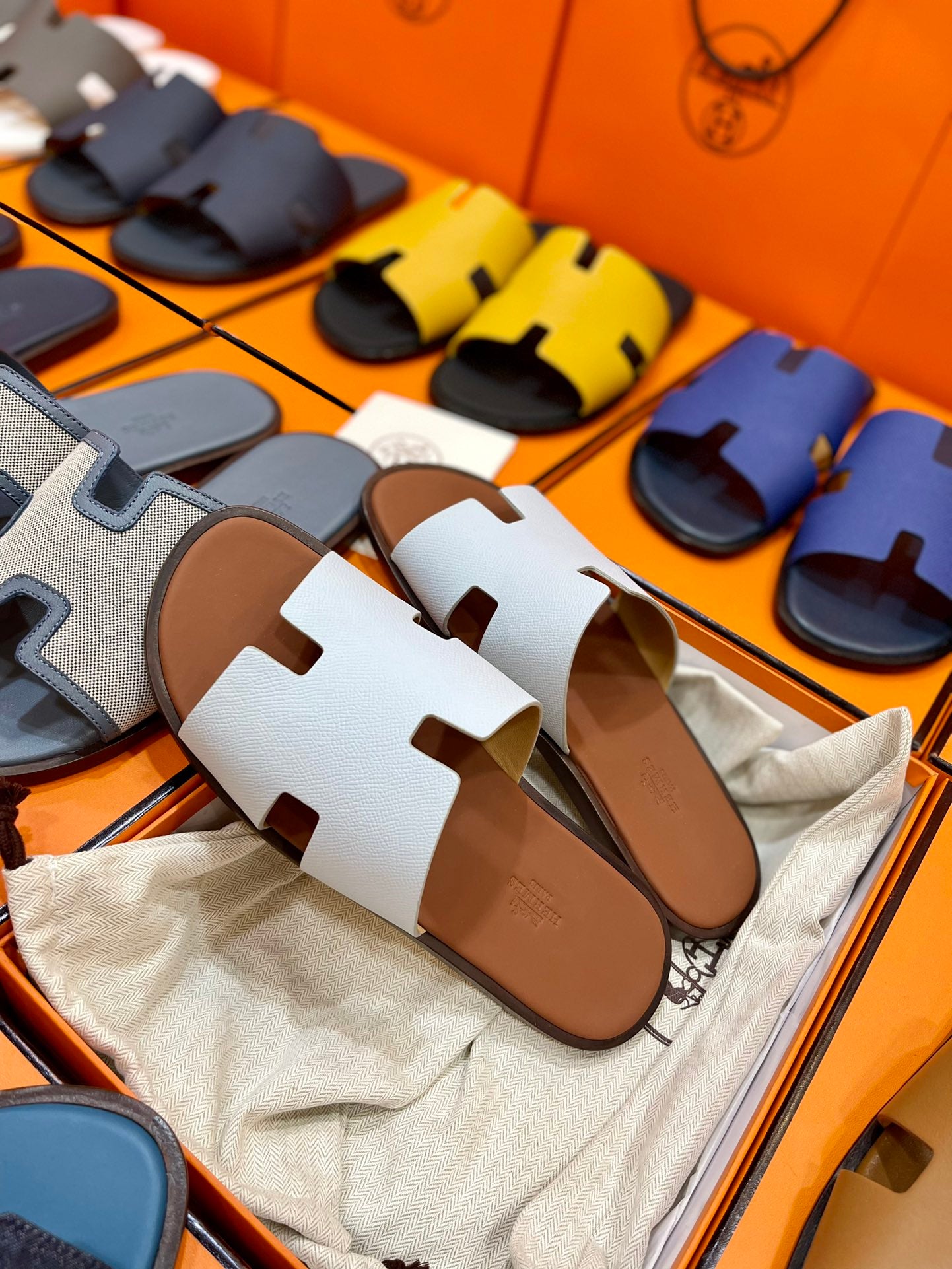 LuxluxHouse Best Quality Sandals Hermes
