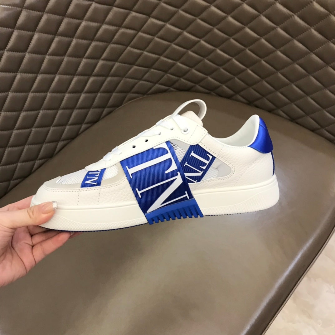 LuxluxHouse Best Quality Shoes Valentino