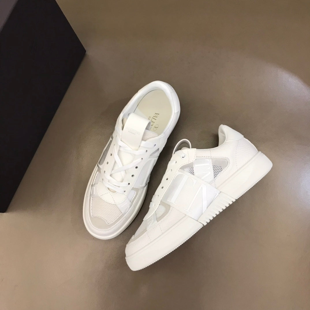 LuxluxHouse Best Quality Shoes Valentino