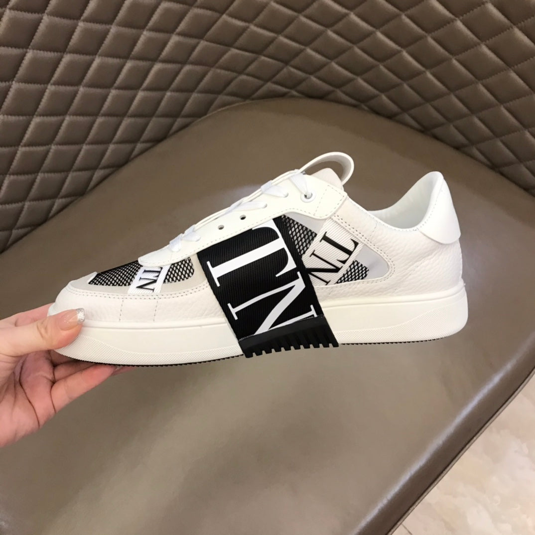 LuxluxHouse Best Quality Shoes Valentino