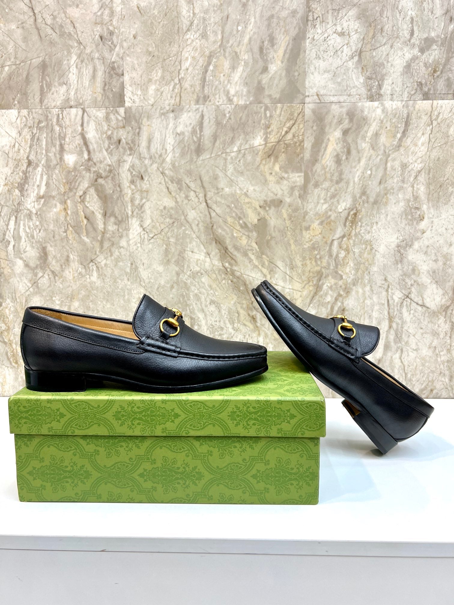 LuxluxHouse Best Quality Shoes Gucci