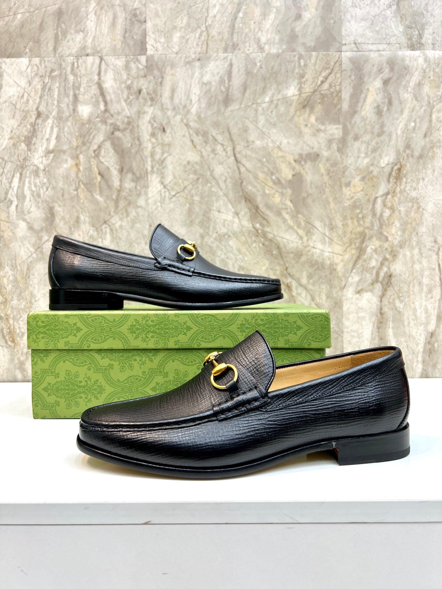 LuxluxHouse Best Quality Shoes Gucci