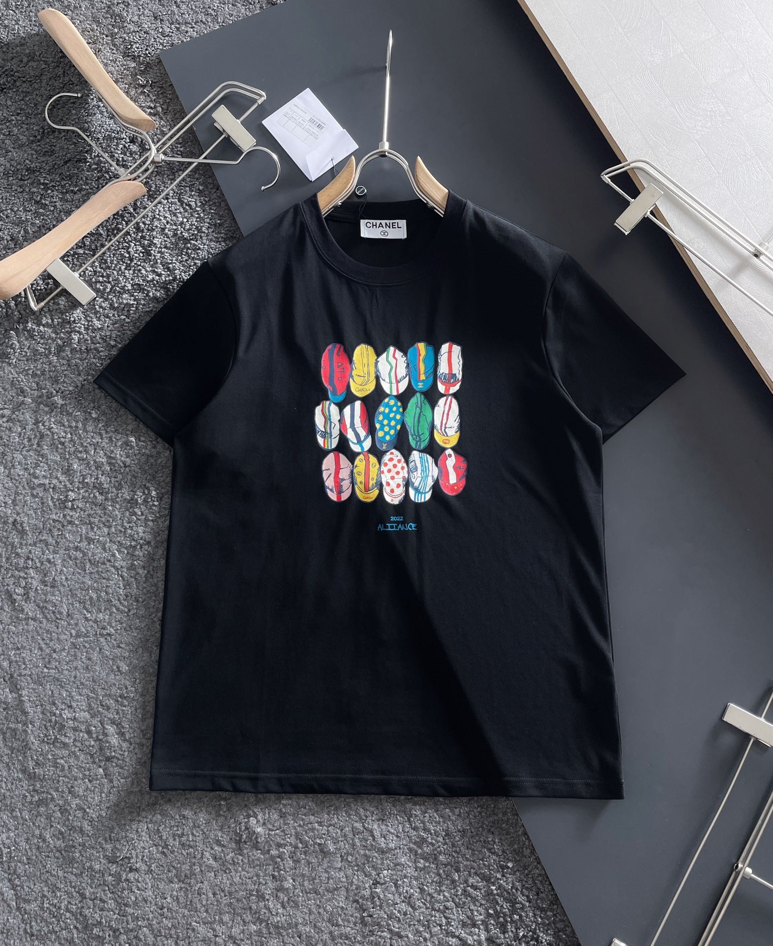LuxluxHouse Best Quality Clothes T-shirt Chanel & Maison Margiela