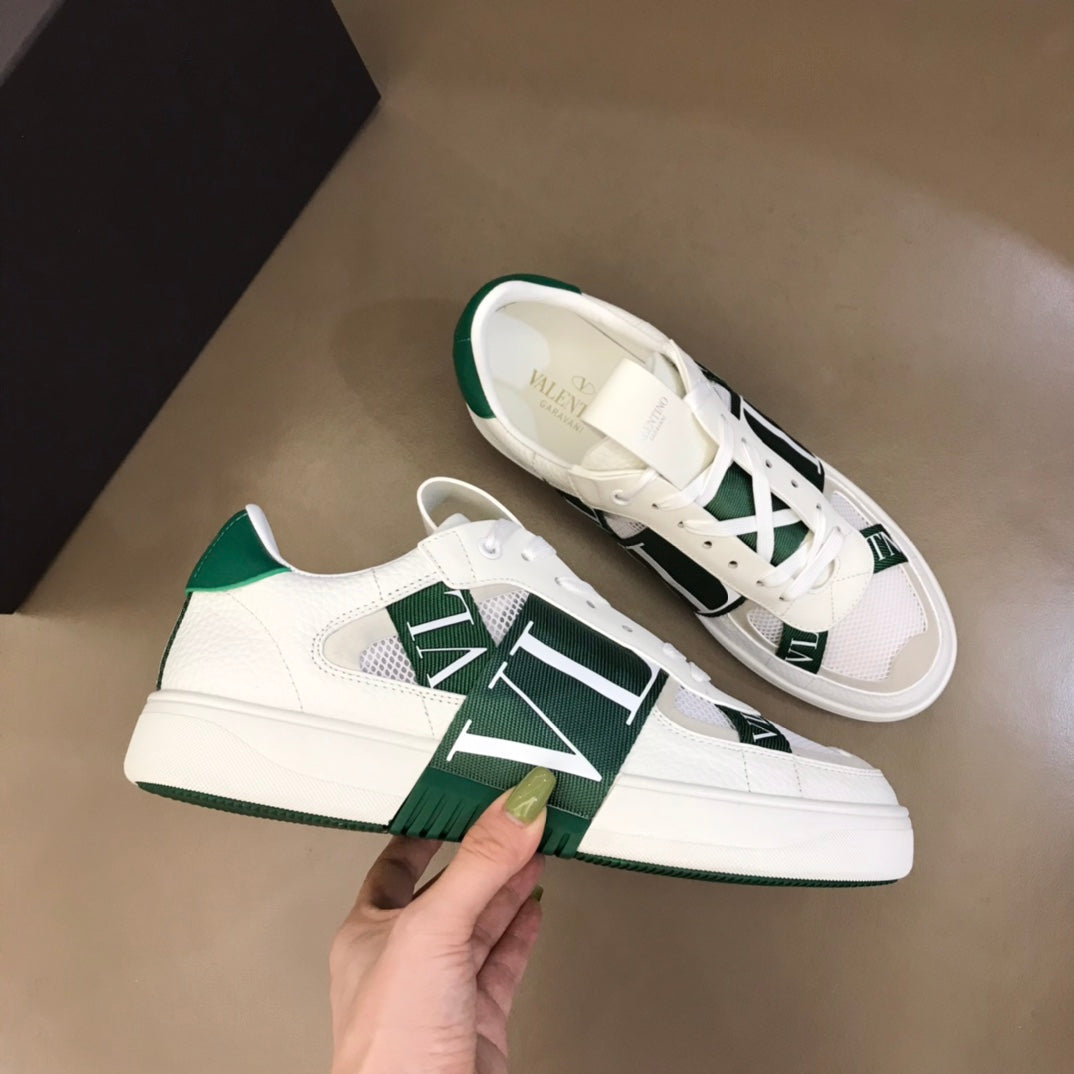 LuxluxHouse Best Quality Shoes Valentino