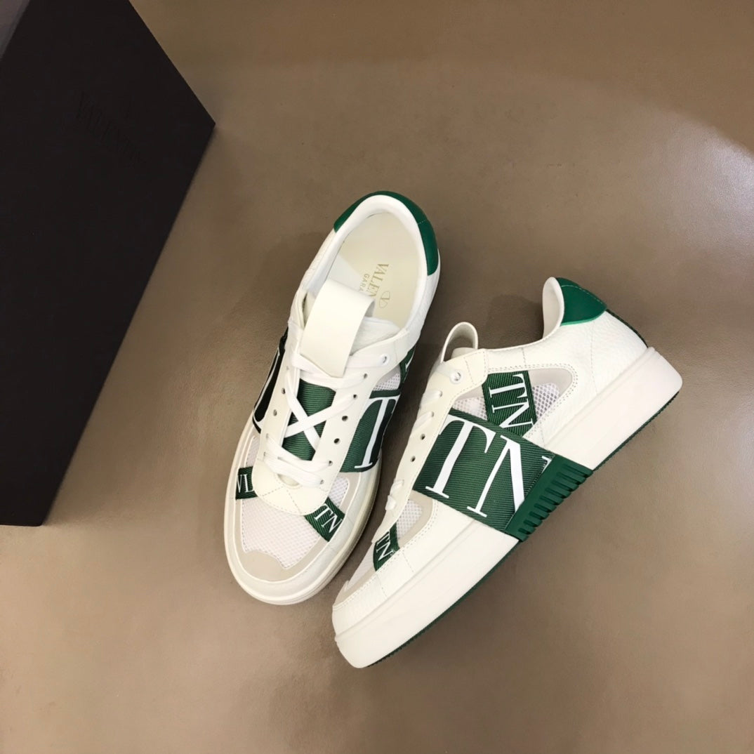 LuxluxHouse Best Quality Shoes Valentino