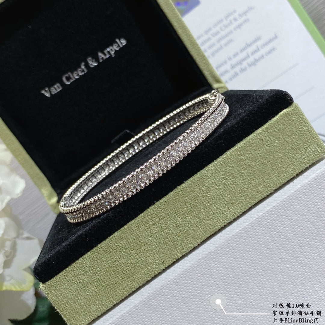 LuxluxHouse Best Quality Accessories Van Cleef & Arpels