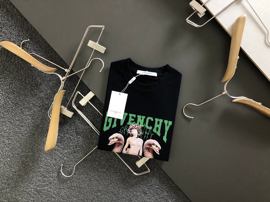LuxluxHouse Best Quality Clothes Givenchy T-shirt