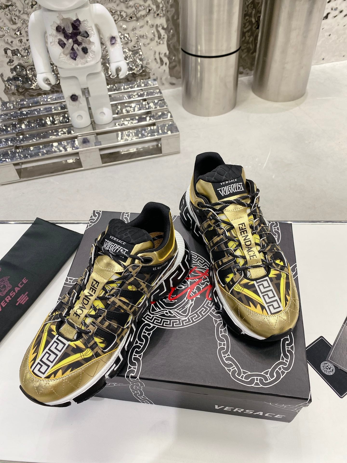 LuxluxHouse Best Quality Shoes Versace