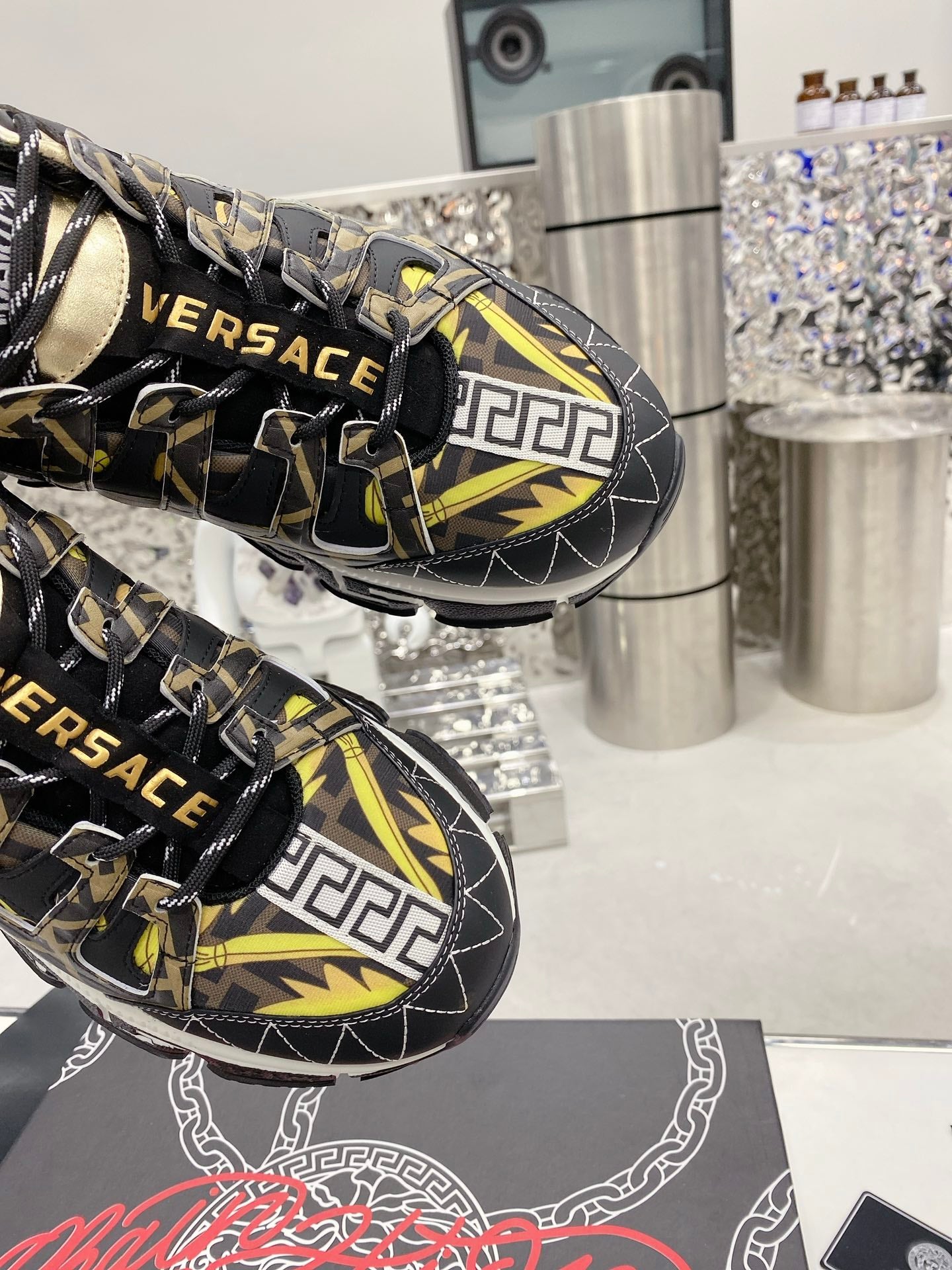LuxluxHouse Best Quality Shoes Versace