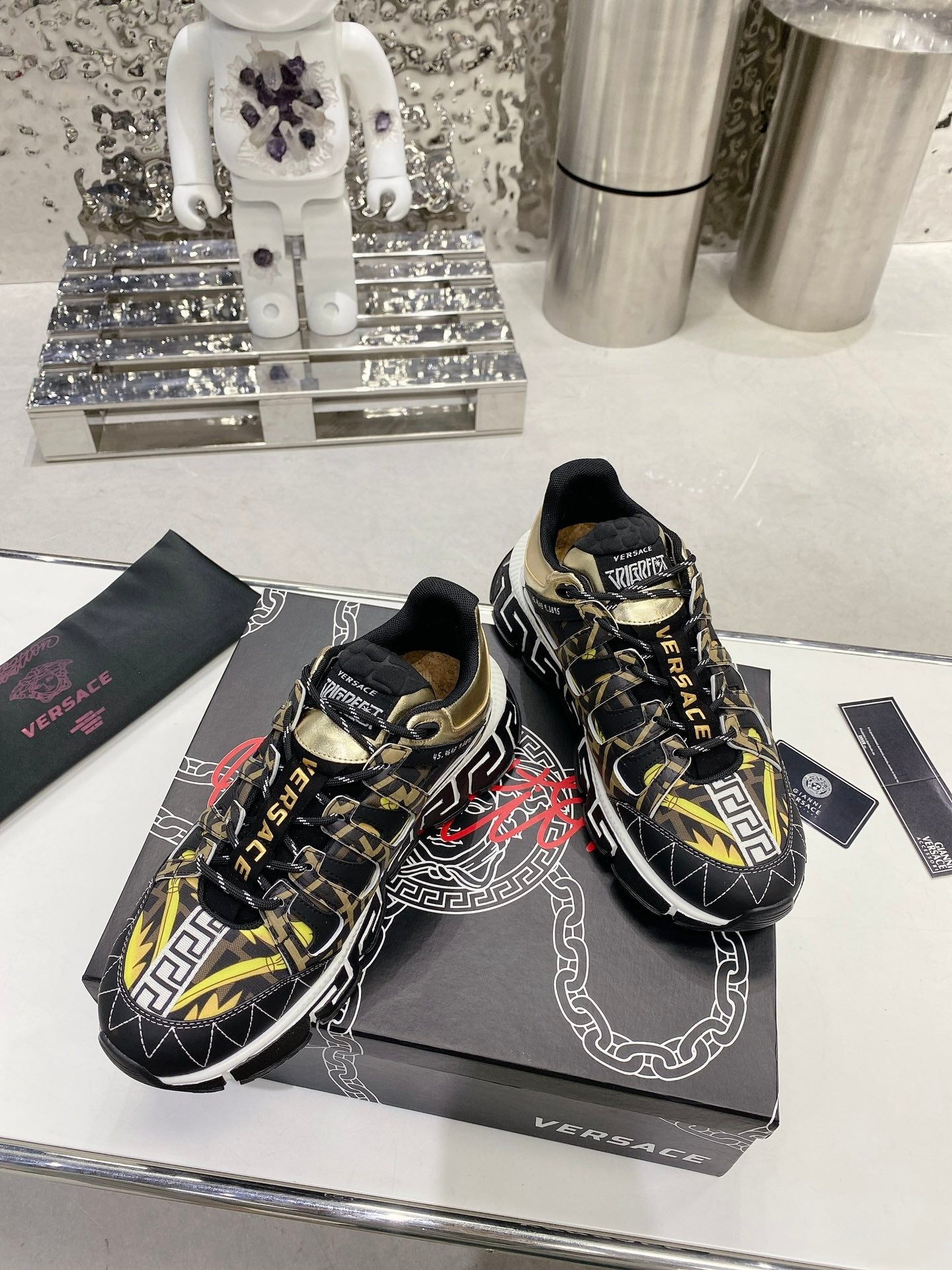 LuxluxHouse Best Quality Shoes Versace