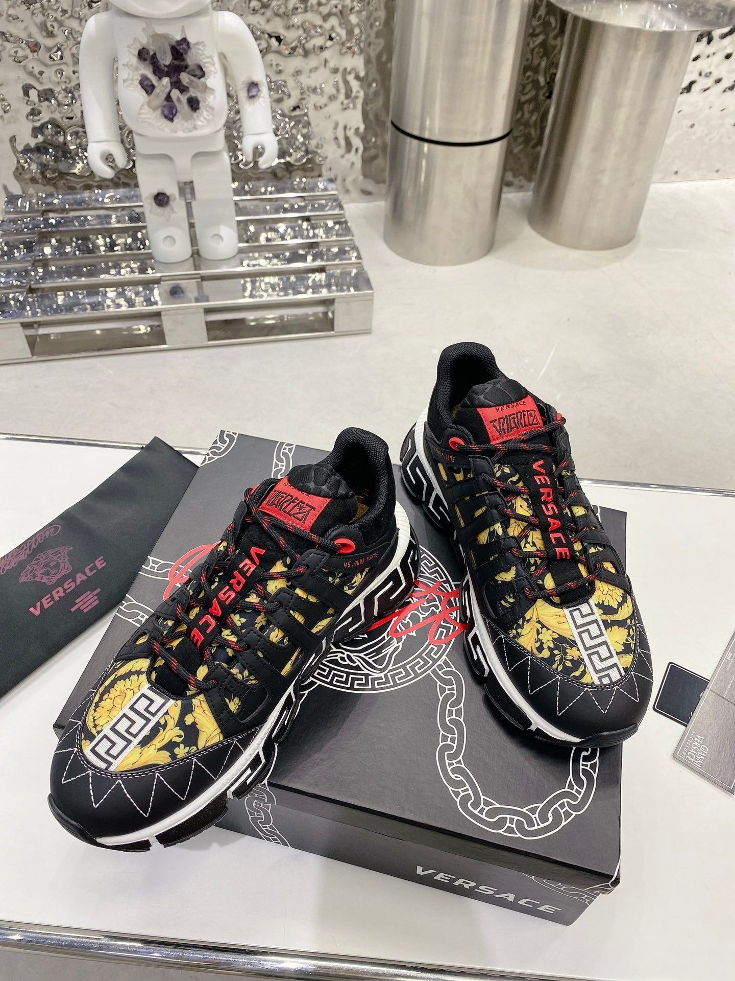 LuxluxHouse Best Quality Shoes Versace